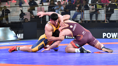 Amit takes Maharashtra Kesari to top of the table with nerve-holding final-bout win over Haryana Thunders